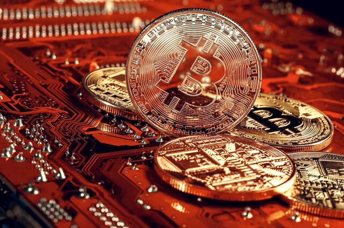 بیت کوین آماده سقوط است؟