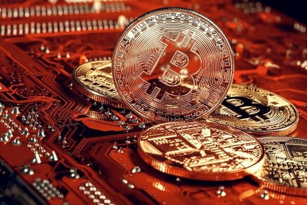 بیت کوین آماده سقوط است؟