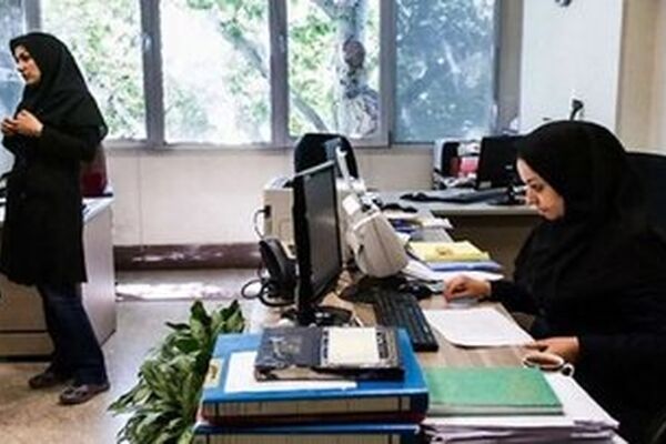 حقوق‌ کارمندان نزدیک به ۵۰ درصد افزایش پیدا می‌کند؟