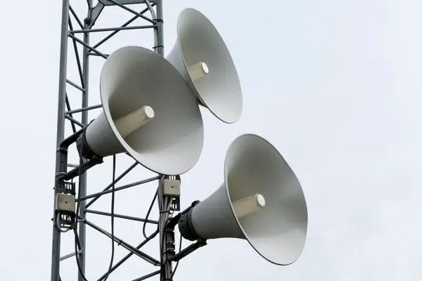 نصب بلندگوهای هشدار در تهران