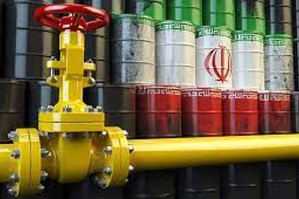 میزان صادرات روزانه نفت ایران در یک دهه اخیر/ اینفوگرافیک
