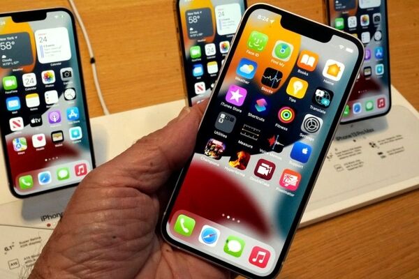 ادعای کاهش عمدی سرعت آیفون های قدیمی؛ اپل پرداخت غرامت به کاربران آمریکایی را آغاز کرد