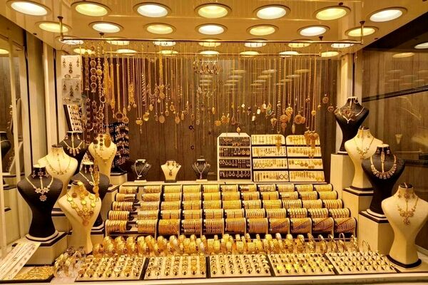 طلا و سکه بخریم یا نخریم؟
