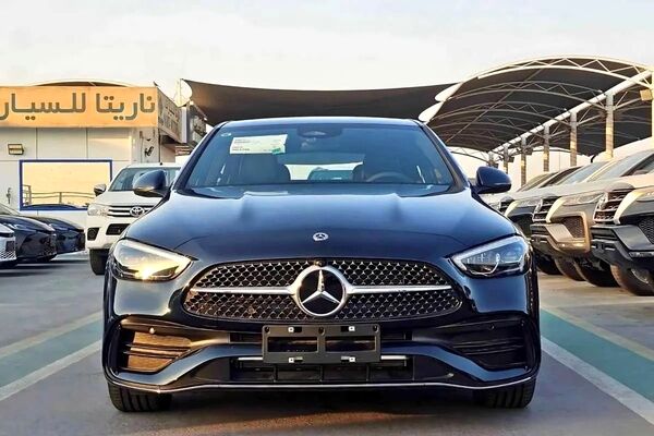 فروش مرسدس بنز در ایران با چهار برابر قیمت امارات