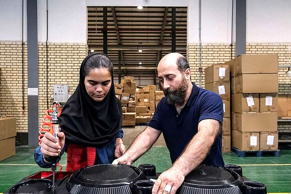 موج اخراج به کارگران ماهر رسید