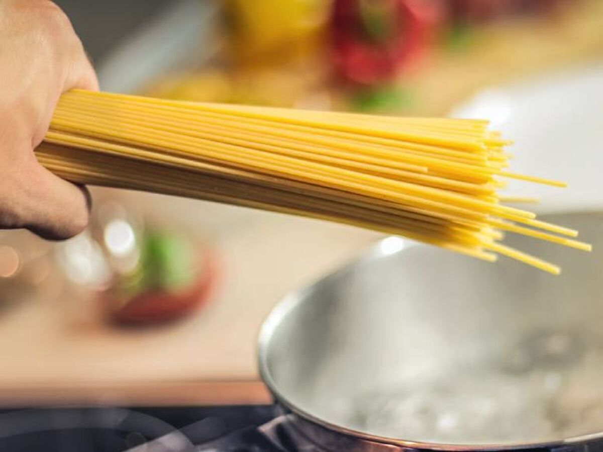قدمت دیرینه نودل در شرق آسیا و ماکارونی در غرب و مدیترانه 