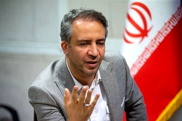 پیش‌بینی قیمت دلار؛ تعادل در ۷۳ هزار تومان یا ادامه نوسانات؟
