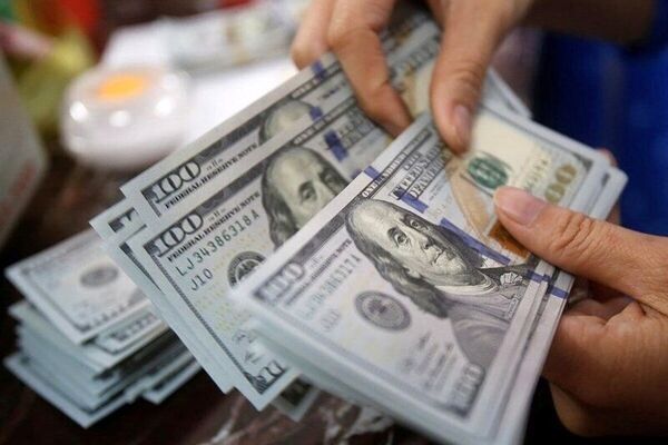 دلار آمریکا تا مرز ۹۴هزار تومان رفت و برگشت؛ طلا رکورد جدیدی را ثبت کرد

