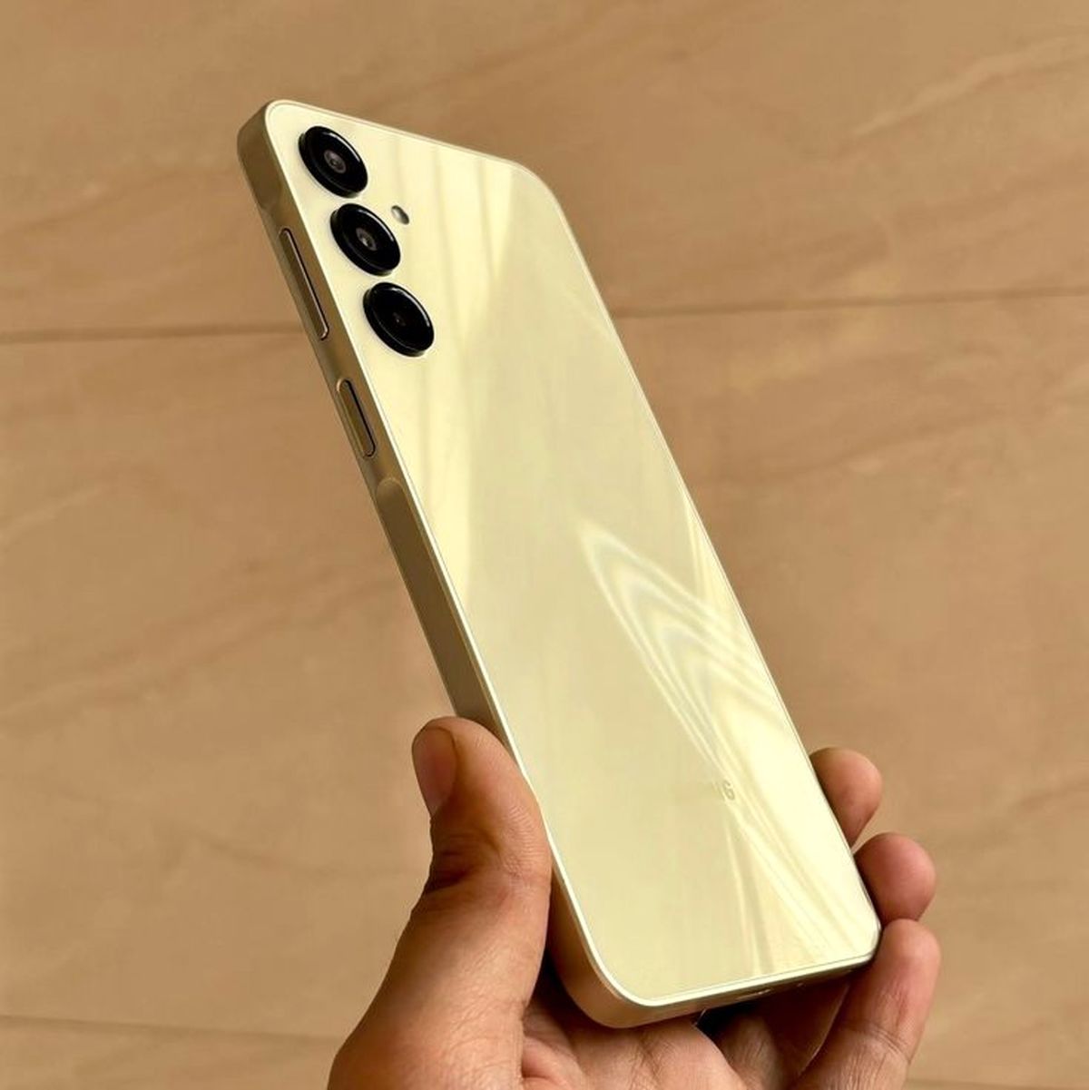 معرفی جدیدترین پرچمدار سامسونگ ؛ خرید قسطی Galaxy S25 !