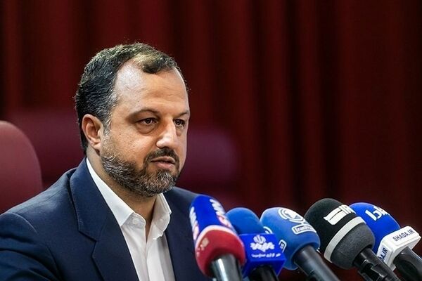 تغییر ساعت کاری فعلا در دستور کار نیست/ واگذاری باشگاه پرسپولیس به یکی از بانک های غیردولتی