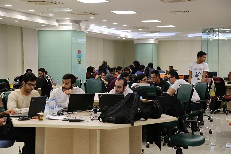 استارتاپ بیدار جز فینالیست‌های هکاتون دیوان شد