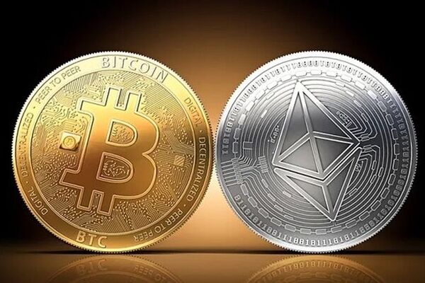 بیت کوین و اتریوم در سراشیبی سقوط