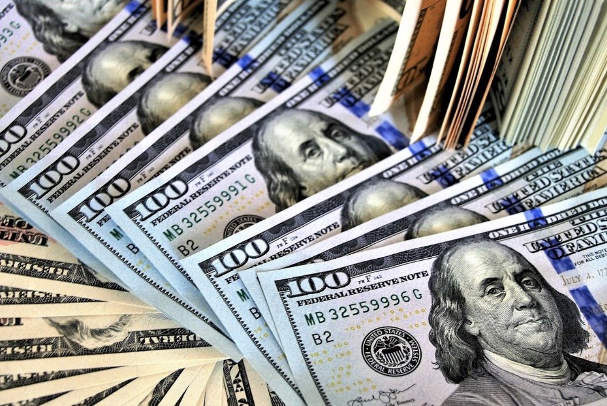 قیمت دلار و یورو امروز چهارشنبه ۲ اردیبهشت ۱۴۰۵ / دلار در بازار آزاد چند؟ + جدول