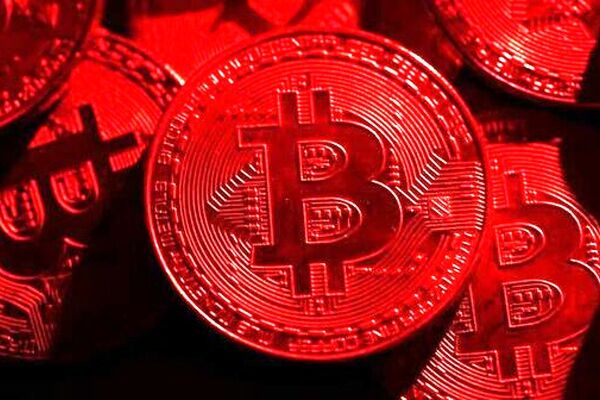 بیت کوین به پایین ترین قیمت یک‌ ساله رسید