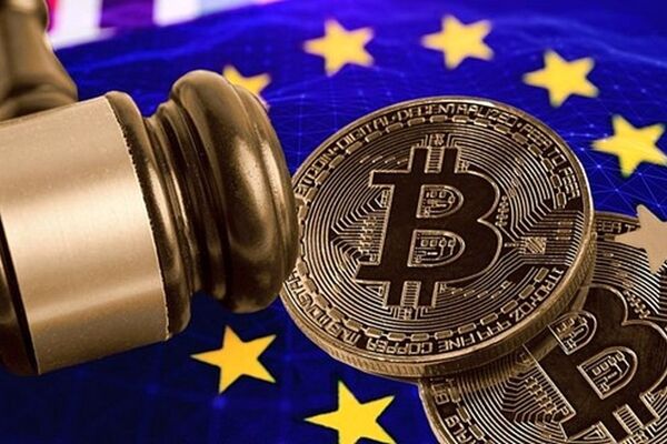 بلک‌راک برای راه‌اندازی ETF بیت‌کوین اسپات در اروپا آماده می‌شود
