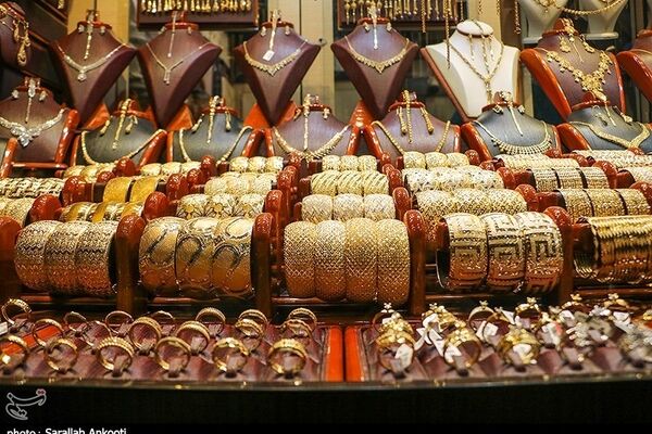 کاهش ۳۰۰هزارتومانی قیمت سکه/ بازار طلا به ثبات رسید