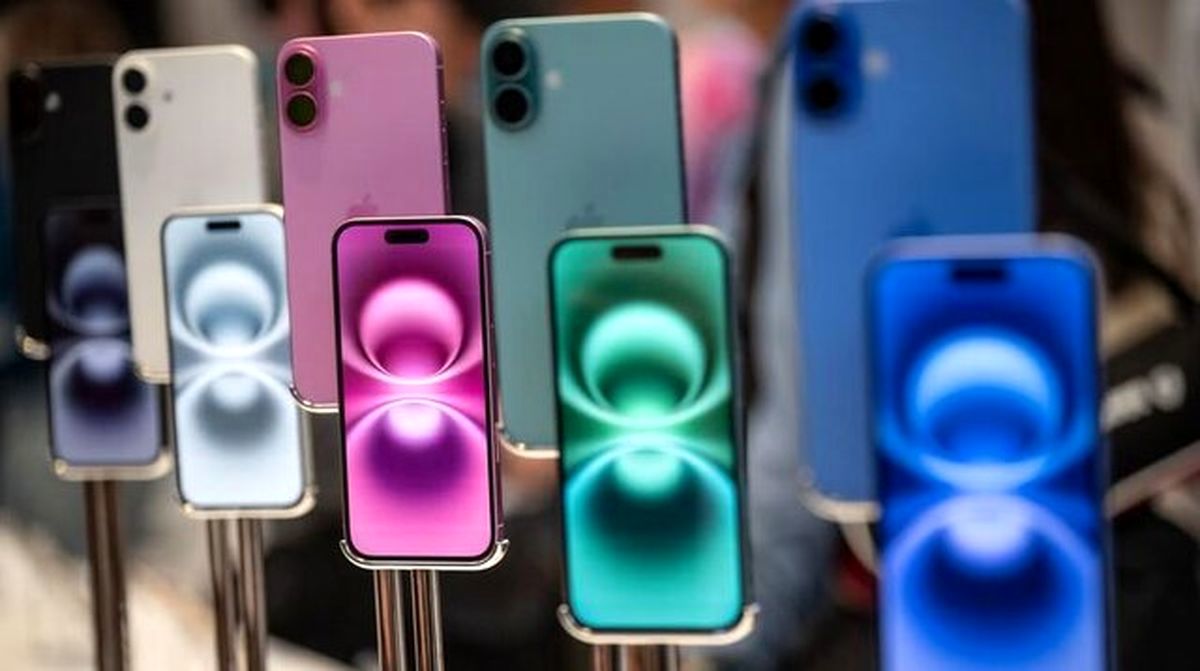 احتمالاً تعرفه واردات آیفون ۳۰ درصد باشد/ تعرفه ۹۶ درصدی مصوبه ما نبوده و به زودی اصلاح میشود