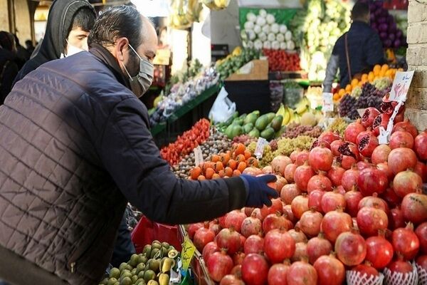 بازار خریدهای شب یلدا، سردتر از خود شب یلدا