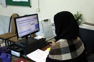 گرمای هوا ادارات را تعطیل کرد؛ دوشنبه هم دورکاری و تعطیلی
