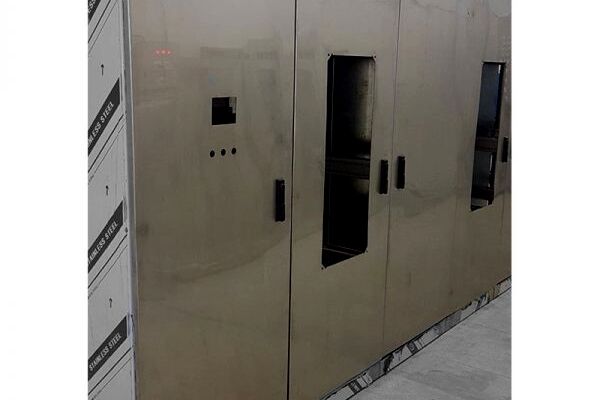 تابلو برق استیل چیست و در کجاها کاربرد دارد؟