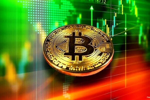 بیت کوین به پرواز در می آید
