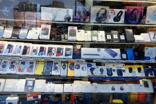 قیمت روز گوشی؛ گران ترین موبایل چند؟