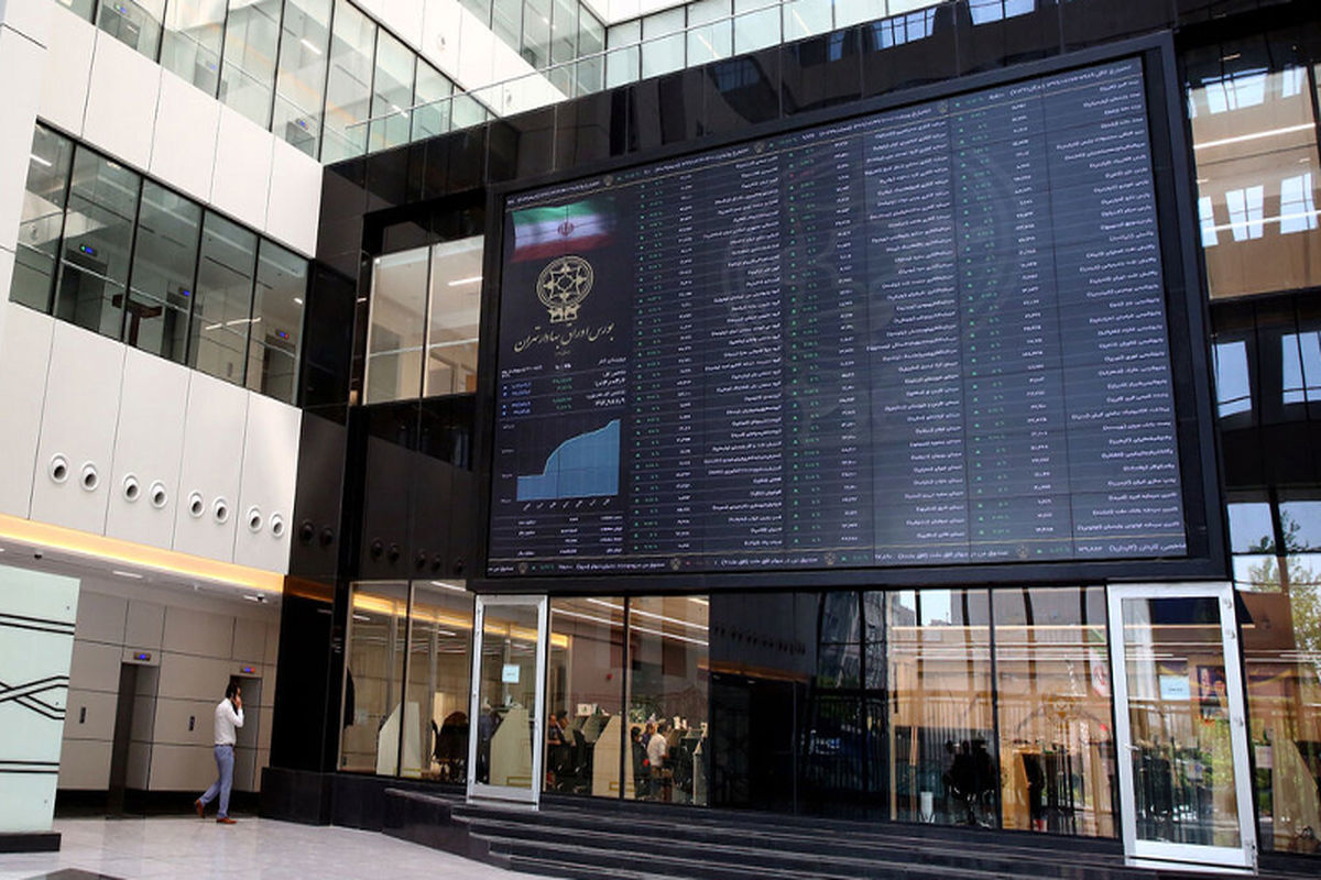 خط و نشان کمیسیون اصل ۹۰ برای وزیر اقتصاد؛ بازنشسته ها در بورس برکنار نشوند، مستقیم وارد می‌شویم