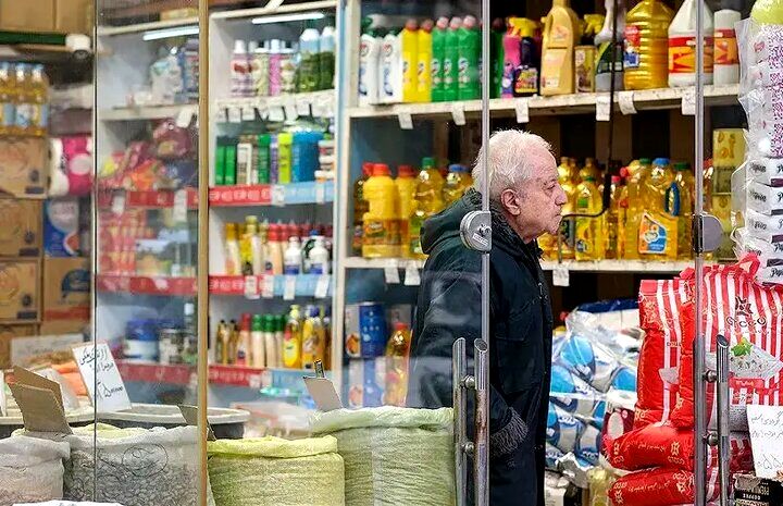 خوراکی‌ها رکورد زدند/ قیمت کالاهای اساسی چگونه چند برابر شد؟