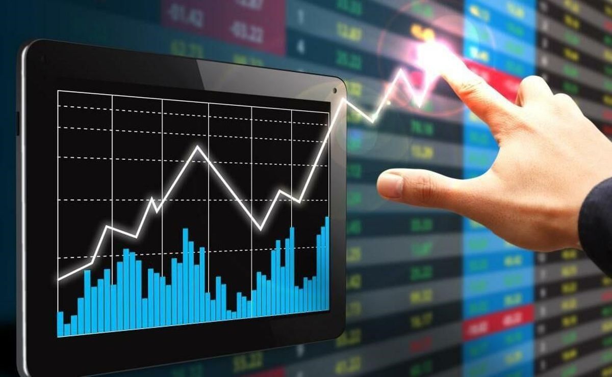 هدیه دلار به بازار سرمایه؛ بورس جان گرفت