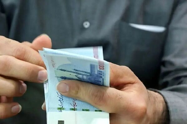 جدیدترین خبر درباره دستمزد ۱۴۰۵ کارگران/ هر کارگر، ساعتی و روزمزد چقدر حقوق می‌گیرد؟