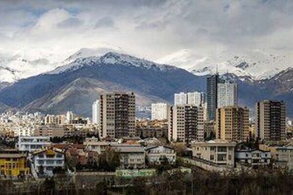 لوکس‌بازی در شمال تهران وسط جنگ/ خانه کلنگی متری 2.5 میلیارد تومان به فروش می رسد