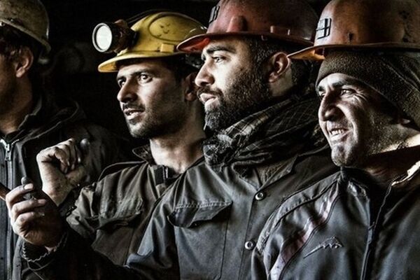 کارگر، کارفرما، دولت، مجلس ناراضی از دستمزد کارگران
