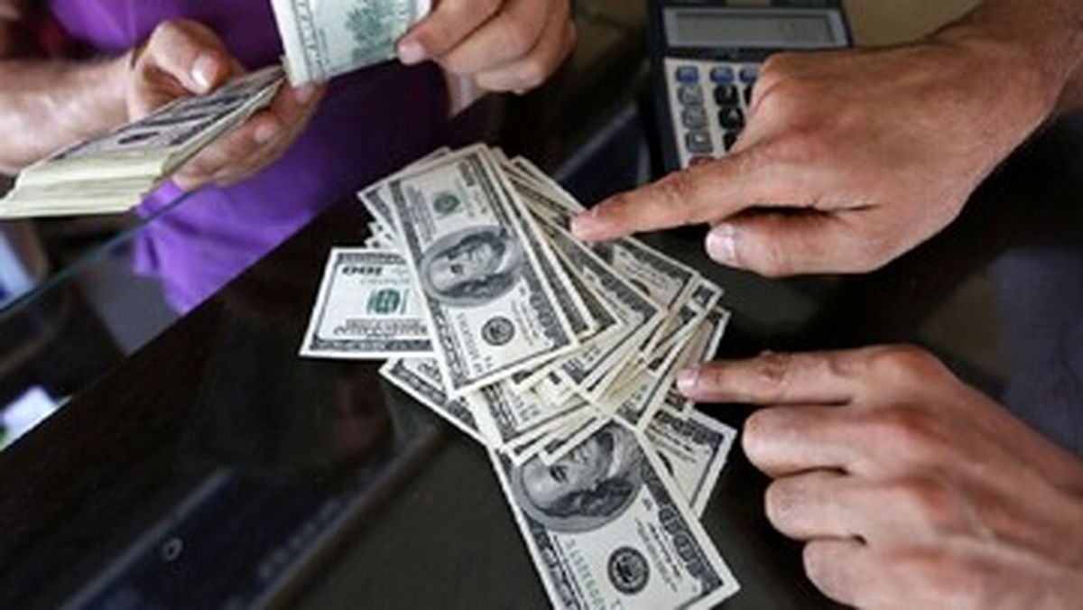 سیگنال عجیب ترامپ به بازارها/ قیمت دلار ریخت

