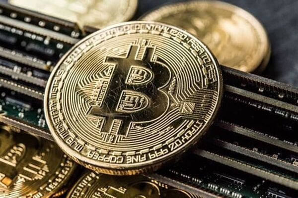 مسیر بیت کوین متمایز شد