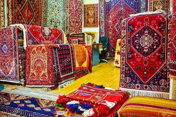 چسب ریشه فرش؛ راه‌حلی برای حفظ زیبایی و دوام فرش

