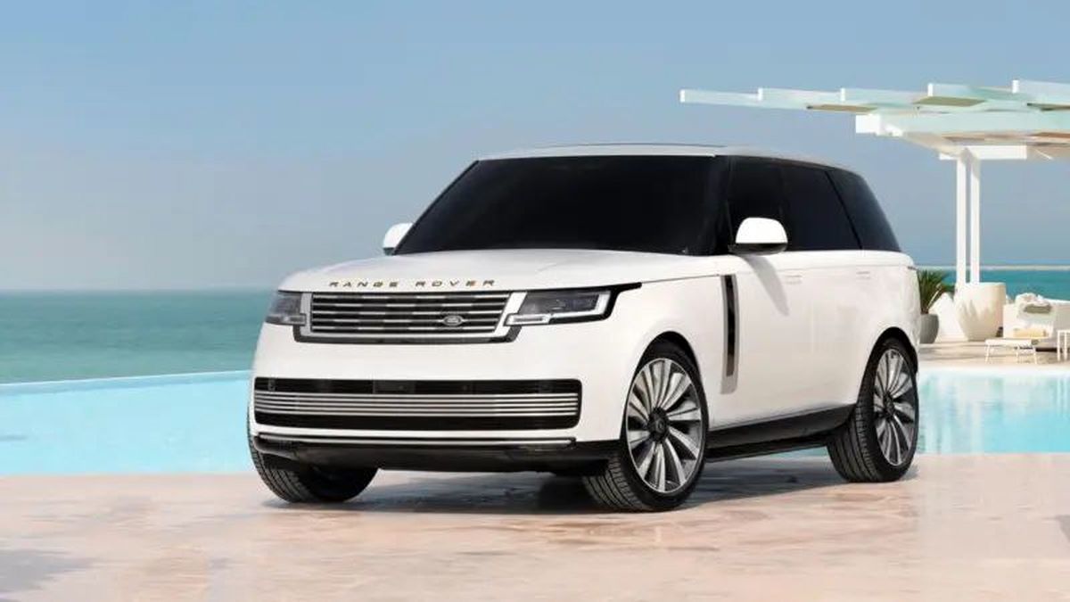 اقدام عجیب خودروسازی جگوار / ۸۱ میلیون دلار؛ برای رنگی کردن خودروها
