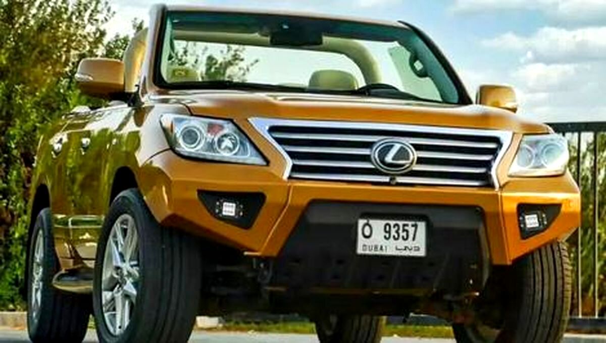لکسس LX570 کانورتیبل، محصول یک تیونر خاورمیانه‌ای برای حمل شاهین