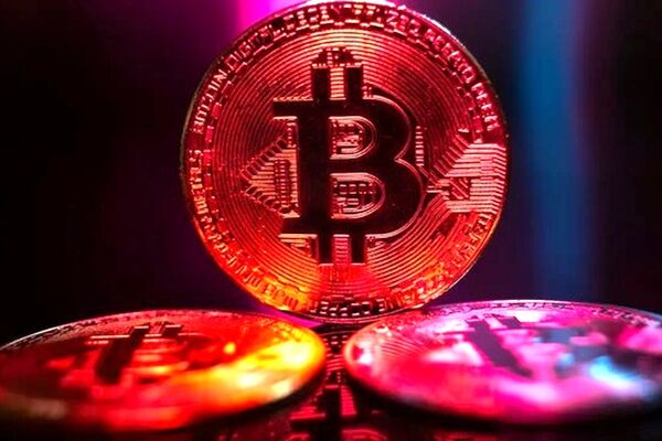 آخرین وضعیت بازار رمزارزها؛ بیت کوین قرمز شد
