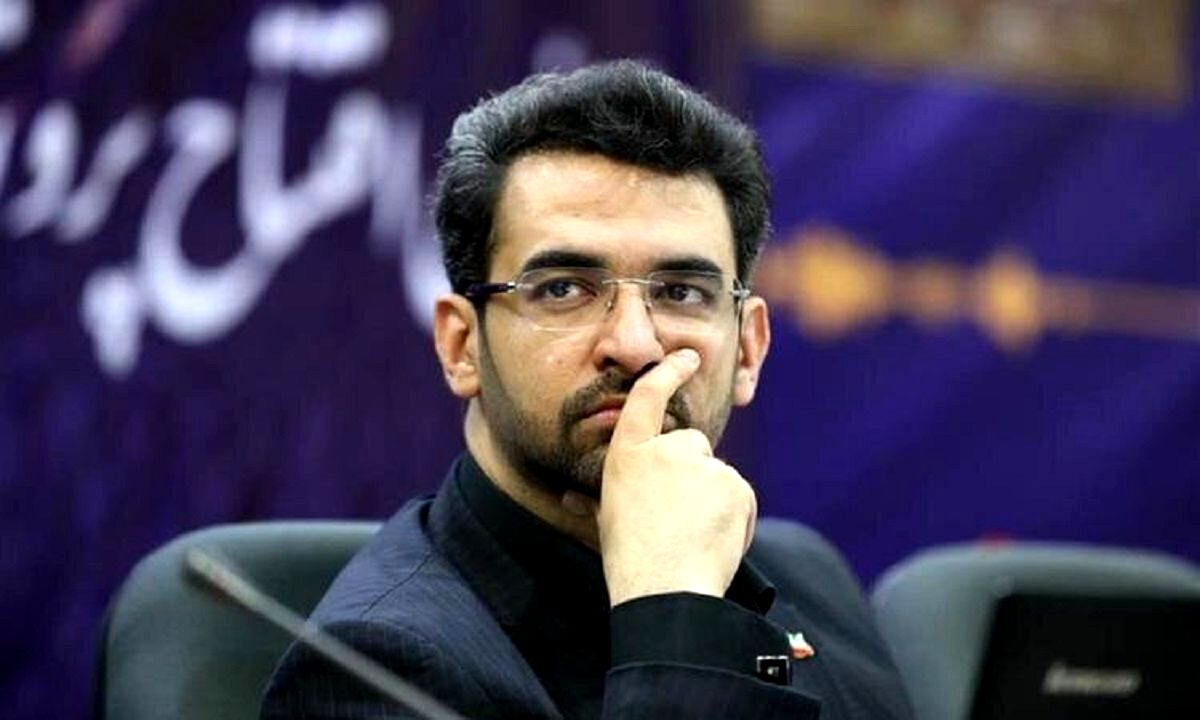 آذری جهرمی: بازی سیاسی را کنار بگذارید و ترمز افزایش نرخ ارز را بکشید