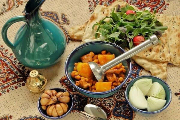 آبگوشت از دسترس خارج شد