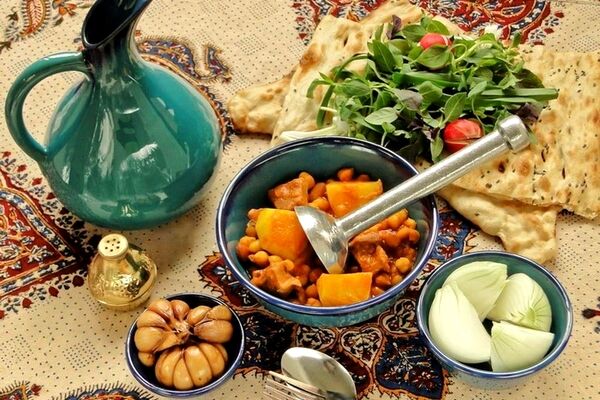 آبگوشت از دسترس خارج شد
