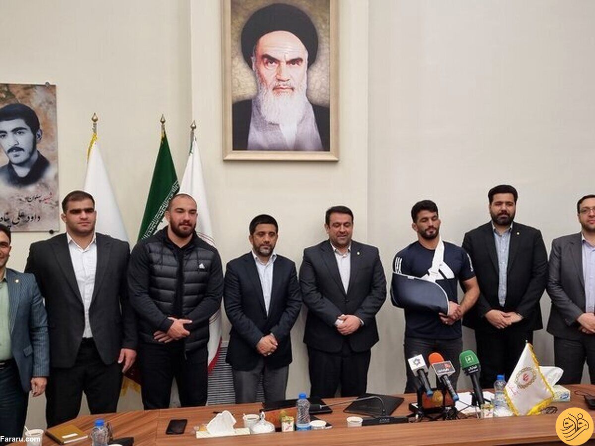 حسن یزدانی، امیرحسین زارع و امین میرزازاده به استخدام بانک ملی درآمدند.