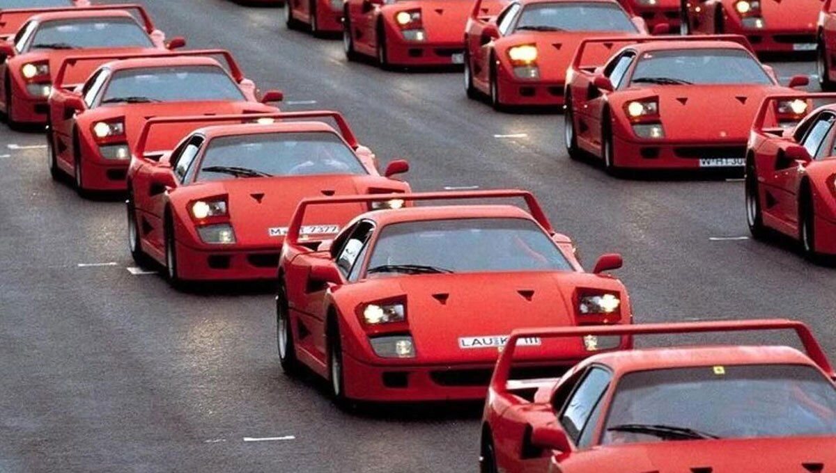 از مهم ترین نمایش های خودرویی تاریخ: ۶۰ فراری F40 در سیلورستون