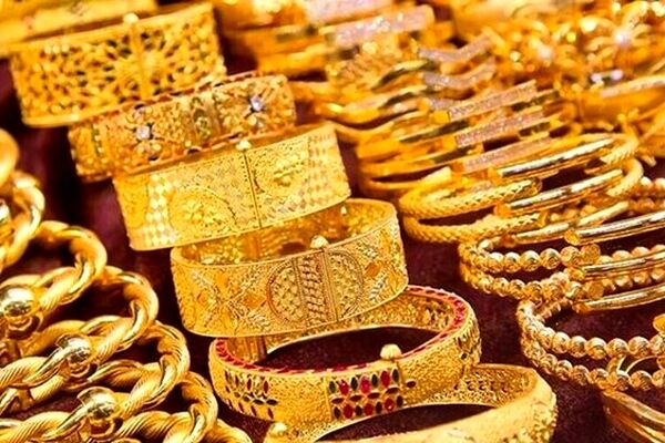قیمت طلا، سکه و ارز ۱۳ آبان ماه؛ ریزش قیمت ها در بازار طلا و ارز