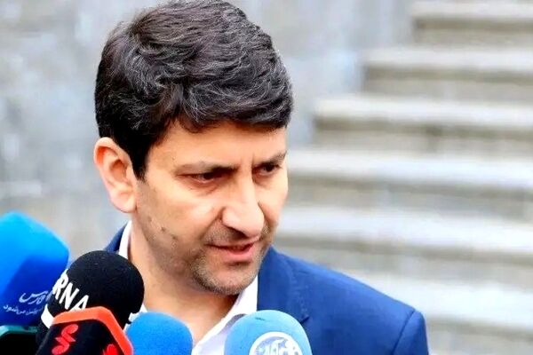 وزیر ارتباطات از وضع اینترنت ناراضی تر از مردم است/ وقت و توان وزارت ارتباطات صرف فیلترینگ شده