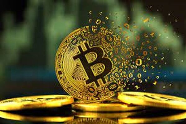 مراقب ریزش احتمالی بیت کوین باشید!