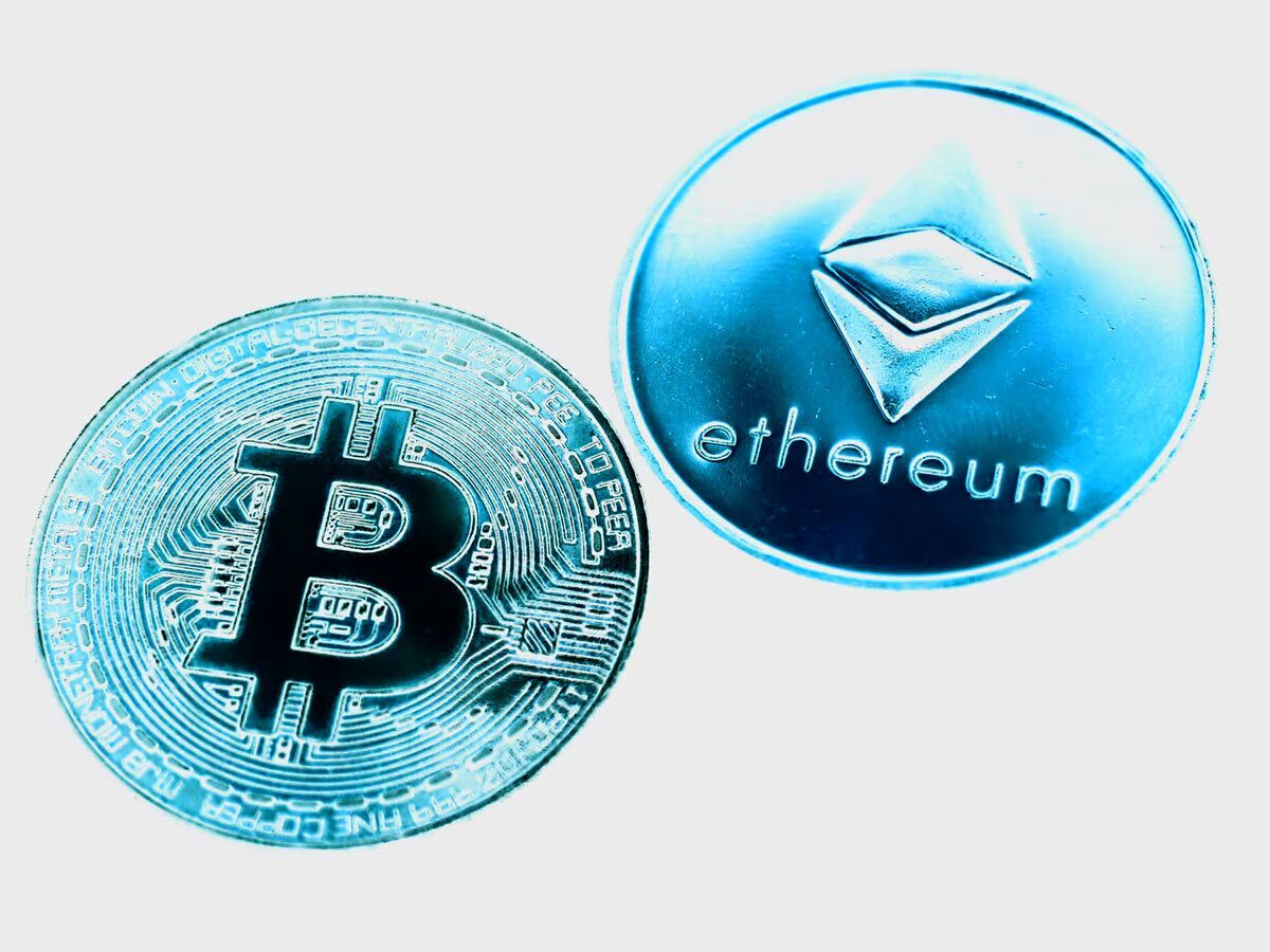 قیمت بیت‌کوین و اتریوم امروز یکشنبه ۱۱ مرداد ۱۴۰۵