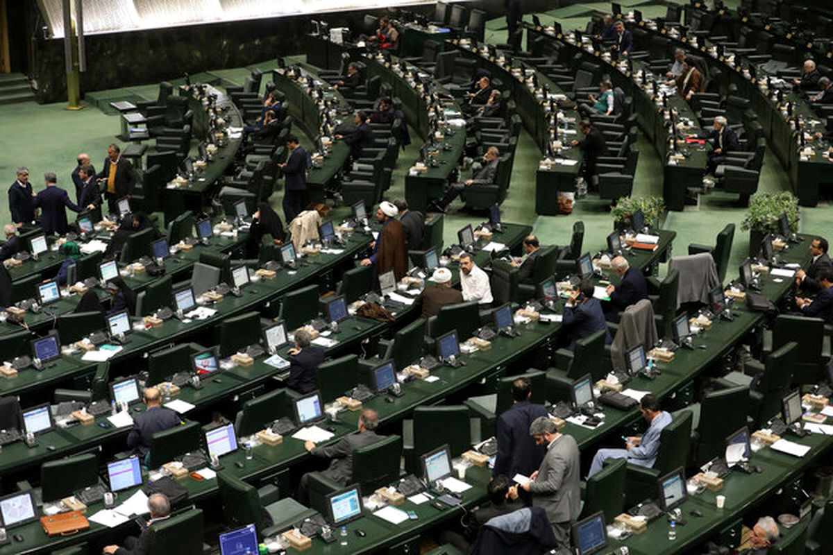 مخالفت مجلس با تفکیک وزارت راه و شهرسازی
