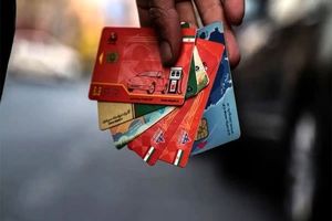 اتصال کارت سوخت به کارت بانکی به کجا رسید؟