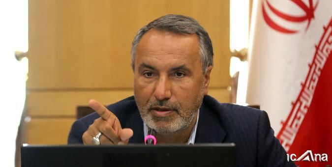 بانک‌ها را مکلف به اجرای قانون پرداخت تسهیلات مسکن می‌‎کنیم